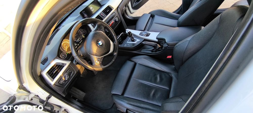 BMW Seria 3 - 12