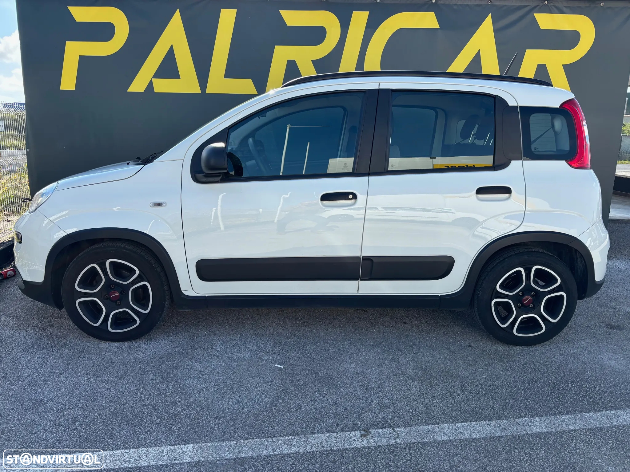 Fiat Panda 1.0 Hybrid City Life - 4