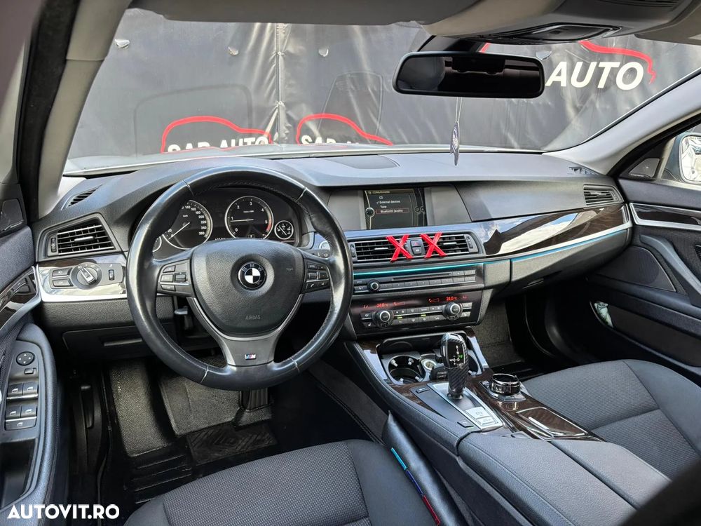 BMW Seria 5 520d - 12