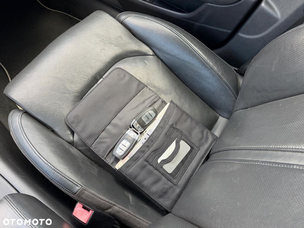 Audi A6 Allroad - 16