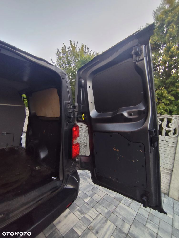 Opel Vivaro Long 2,8t (bryg.) - 10