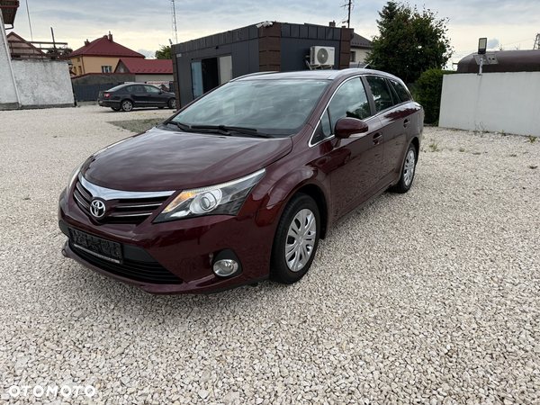 Toyota Avensis Combi 1.8 Edition