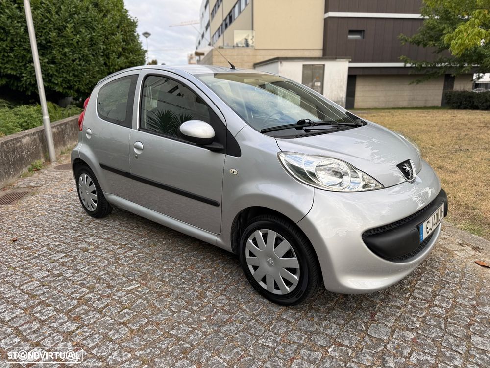 Peugeot 107 1.0 Active 2-Tronic - 5