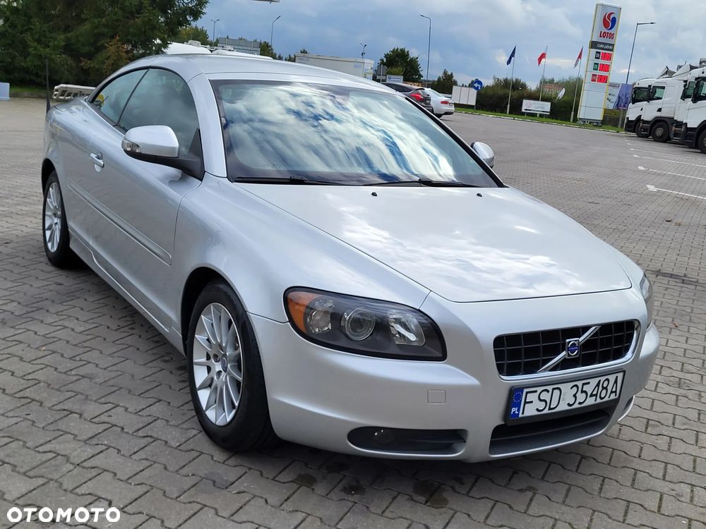 Volvo C70 2.0D Momentum - 15