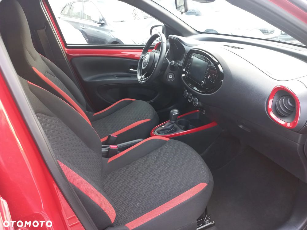 Toyota Aygo X S-CVT Pulse - 32