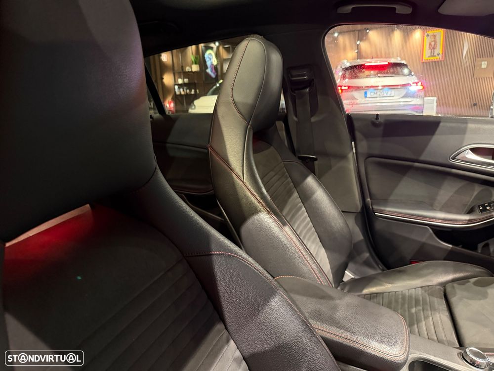 Mercedes-Benz CLA 180 d 7G-DCT AMG Line - 42
