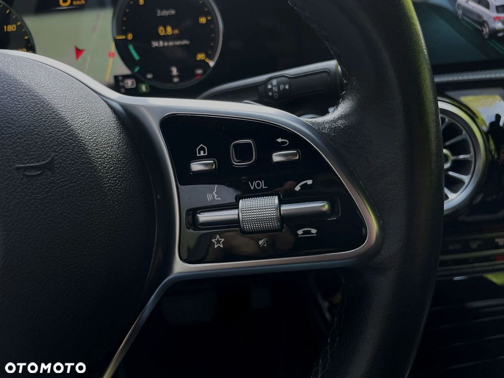 Mercedes-Benz Klasa A 180 d 7G-DCT Edition 1 - 25