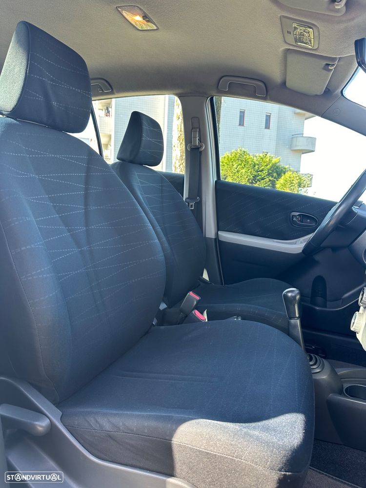 Toyota Yaris 1.0 VVT-i AC - 17