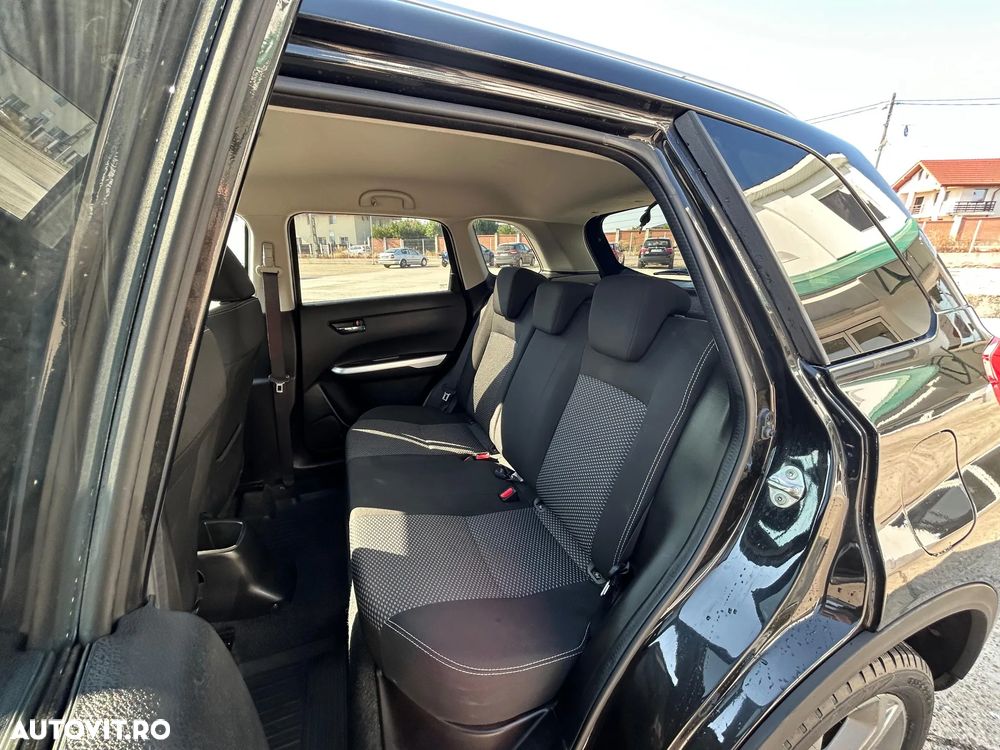 Suzuki Vitara 1.6 4X4 Spirit - 17