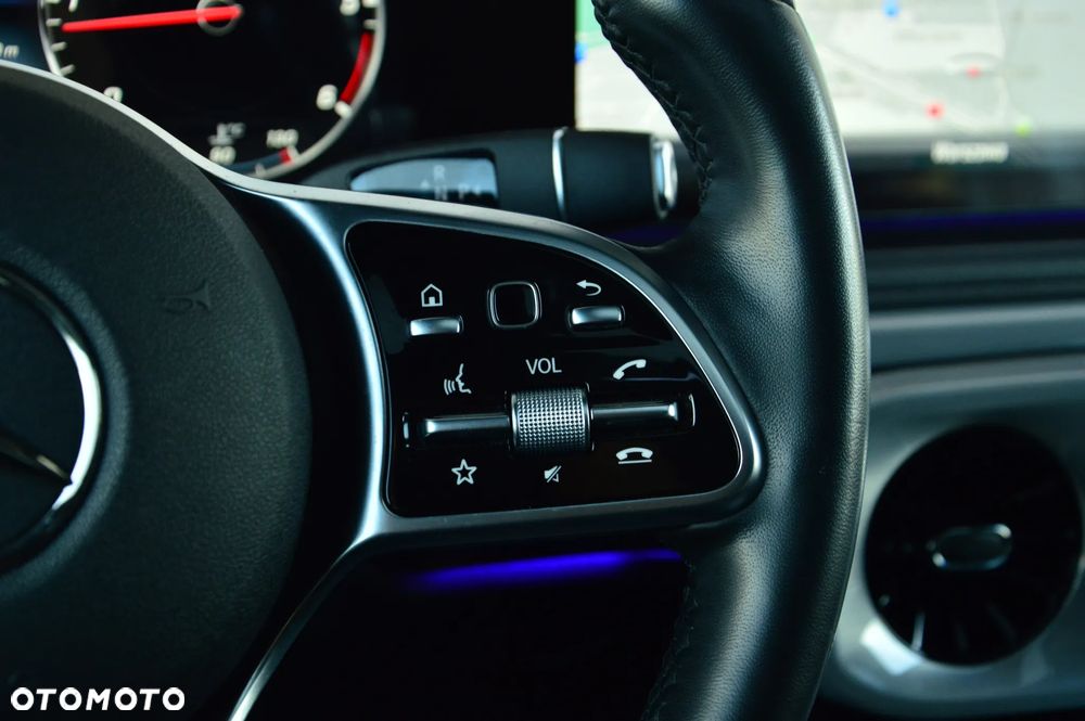 Mercedes-Benz Klasa G 400 d - 28