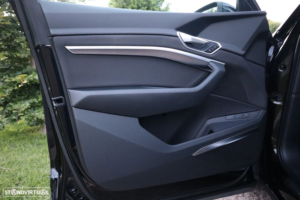 Audi e-tron 55 quattro - 16