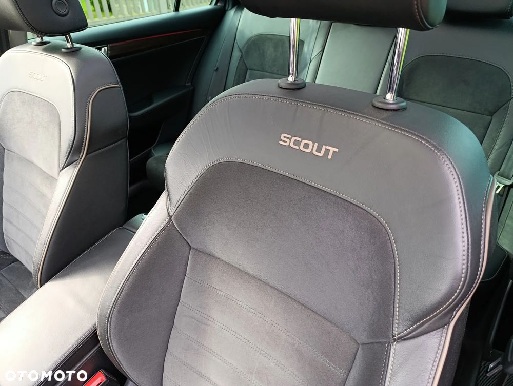 Skoda Superb 2.0 TDI 4x4 DSG Scout - 7