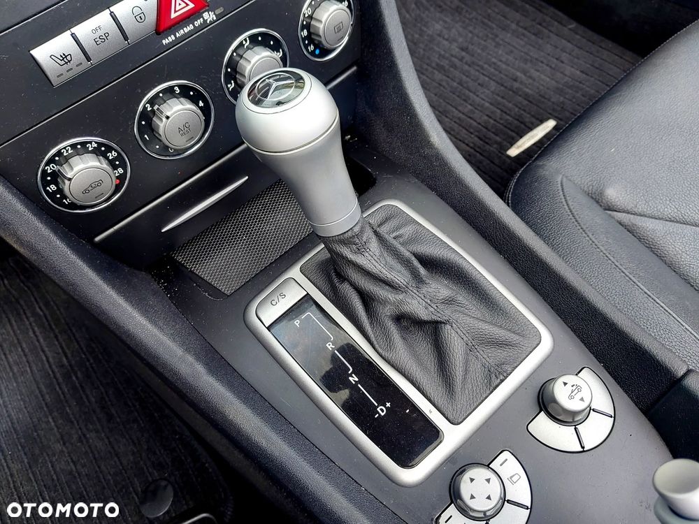 Mercedes-Benz SLK - 16