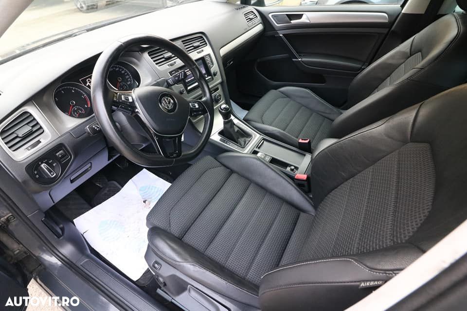 Volkswagen Golf 1.6 TDI DPF BMT Trendline - 4