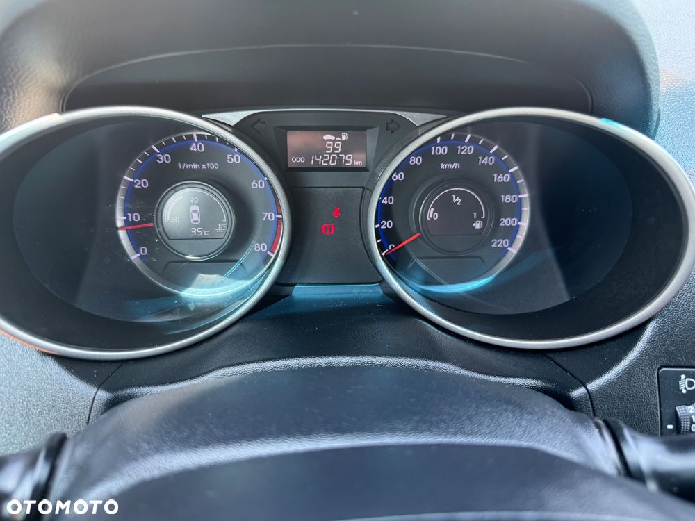 Hyundai ix35 1.6 2WD Fifa World Cup Edition - 21
