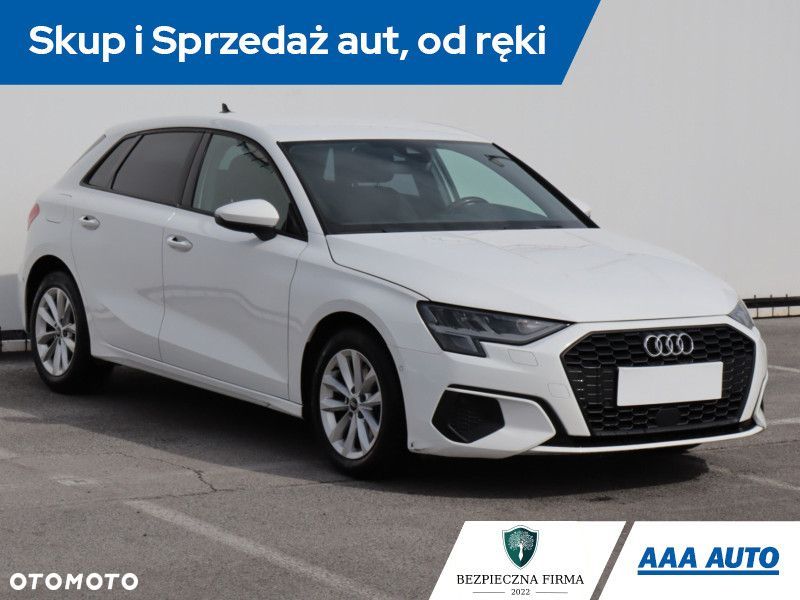 Audi A3 Sportback - 3