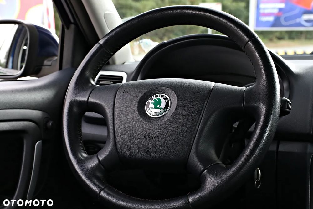 Skoda Fabia 1.4 16V Elegance - 29