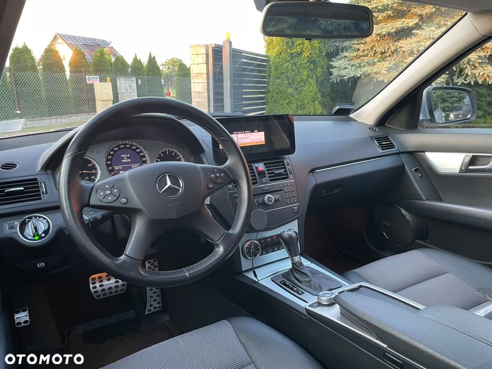 Mercedes-Benz Klasa C - 25