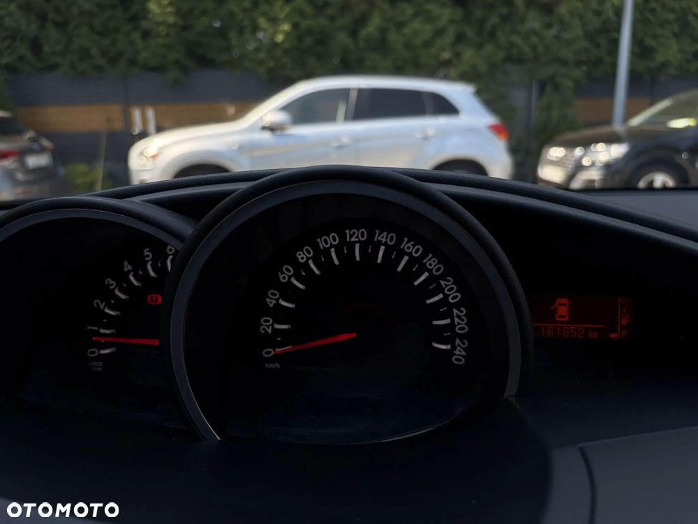 Toyota Verso 1.8 Premium 7os - 21