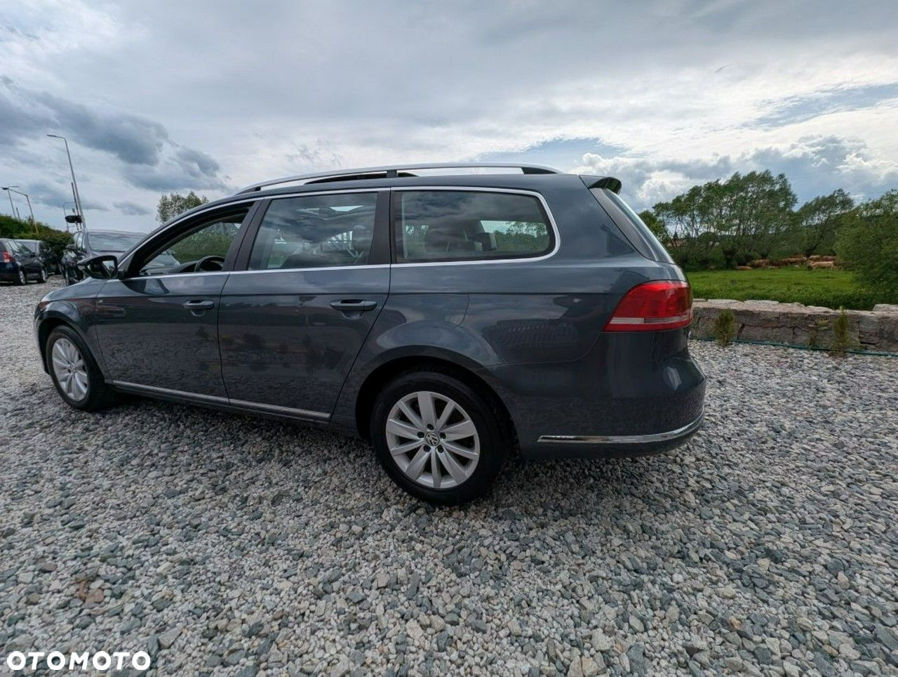 Volkswagen Passat - 7