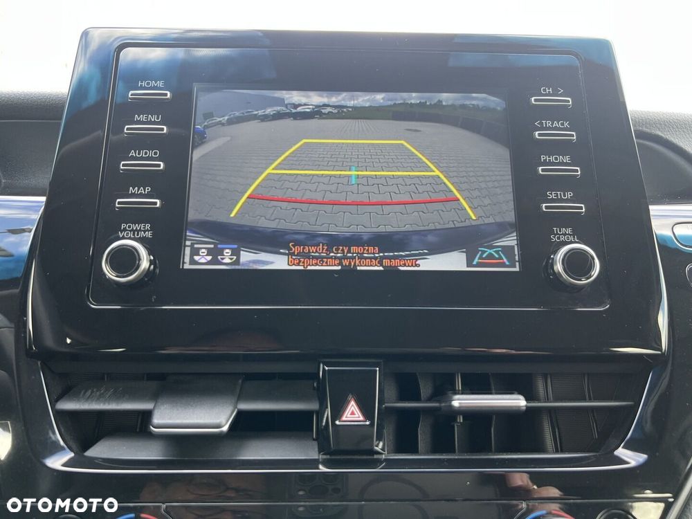 Toyota Camry 2.5 Hybrid Comfort CVT - 18