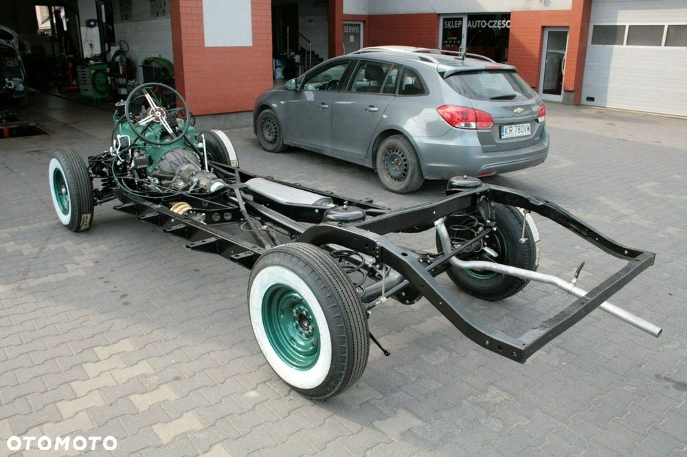 Buick Roadmaster - 16