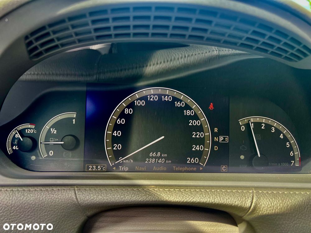 Mercedes-Benz CL 500 7G-TRONIC 100 Jahre Markenzeichen - 37
