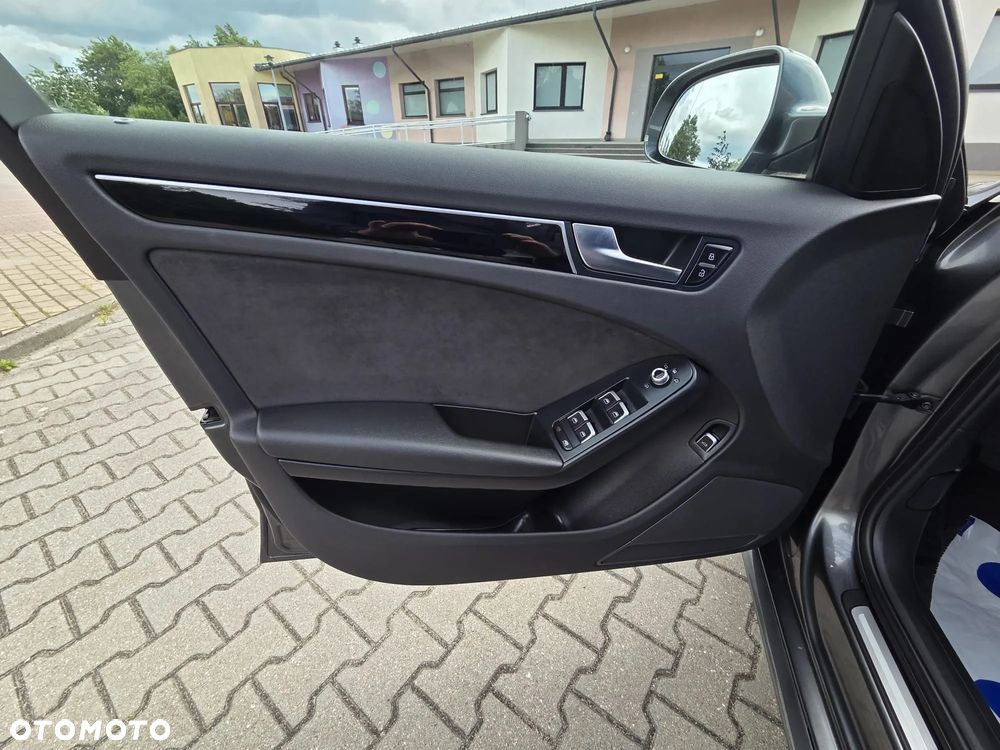 Audi A4 Avant 2.0 TDI Quattro Sport S tronic - 39