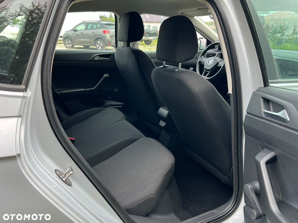 Volkswagen Polo 1.0 ACTIVE - 17