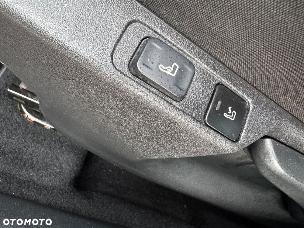 Citroën C4 VTi 120 Exclusive - 36