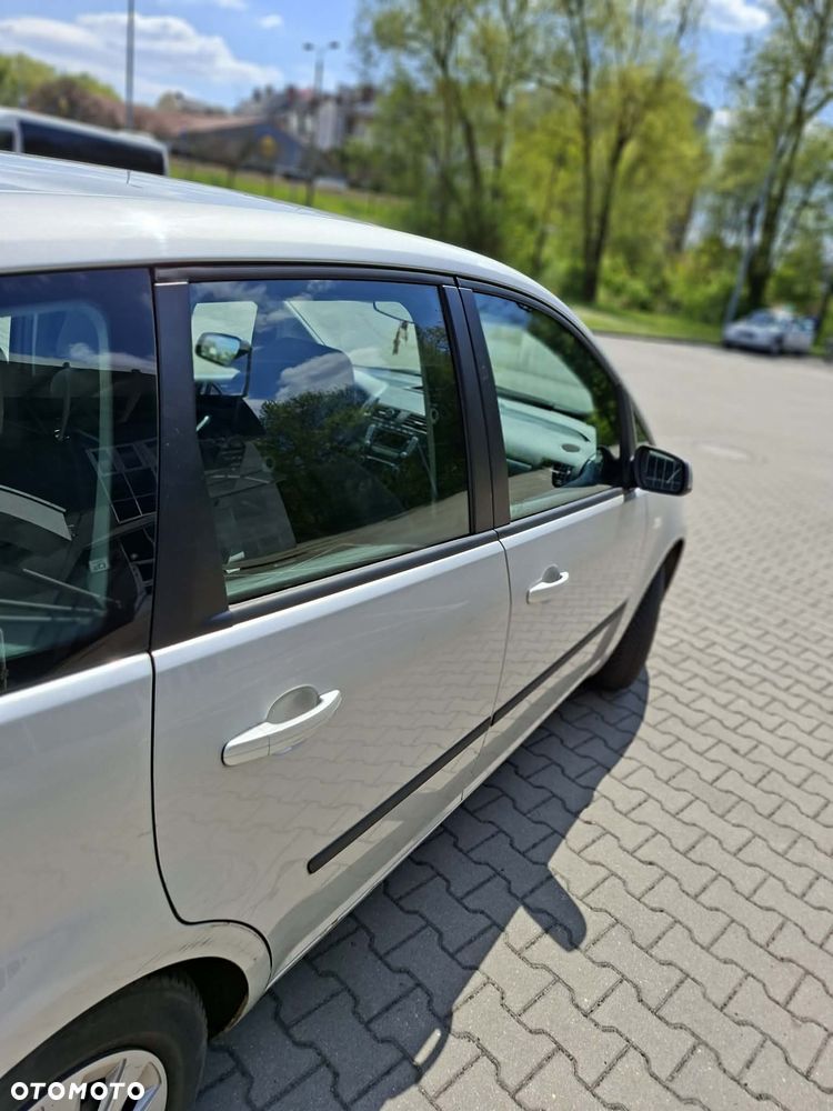 Ford C-MAX - 12