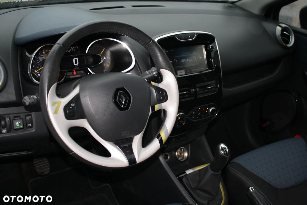 Renault Clio 0.9 TCe Limited - 15