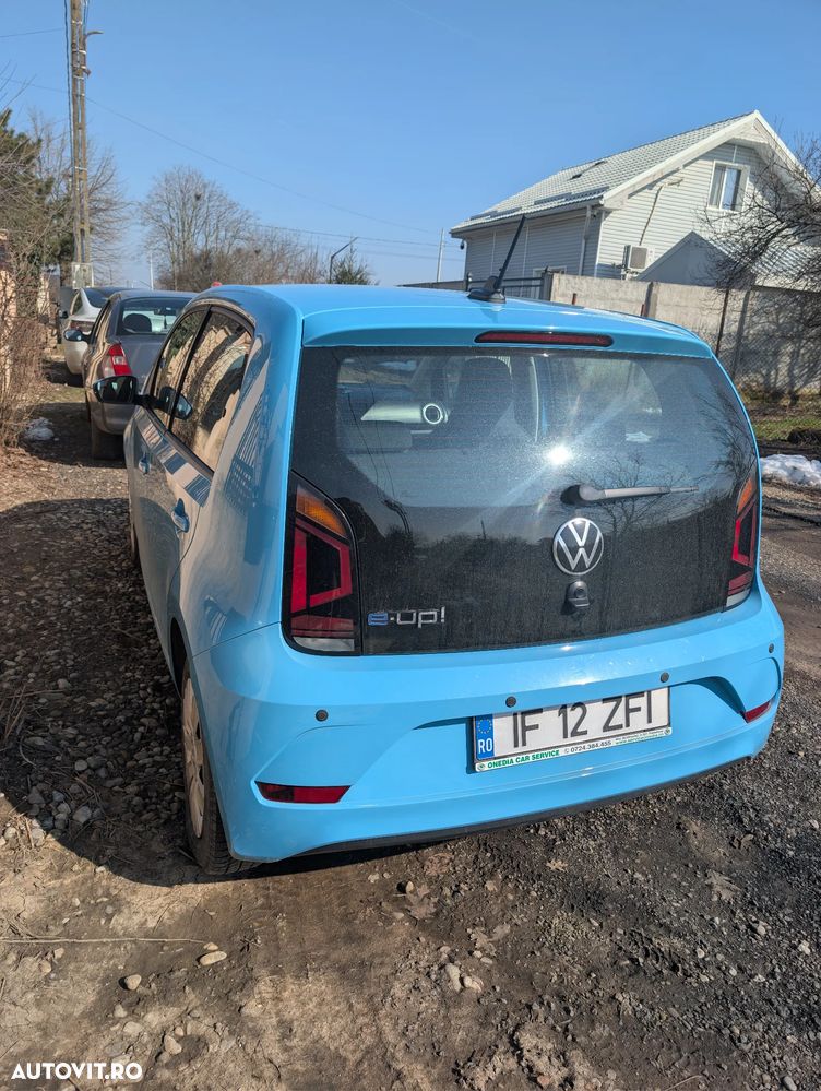 Volkswagen up! - 3