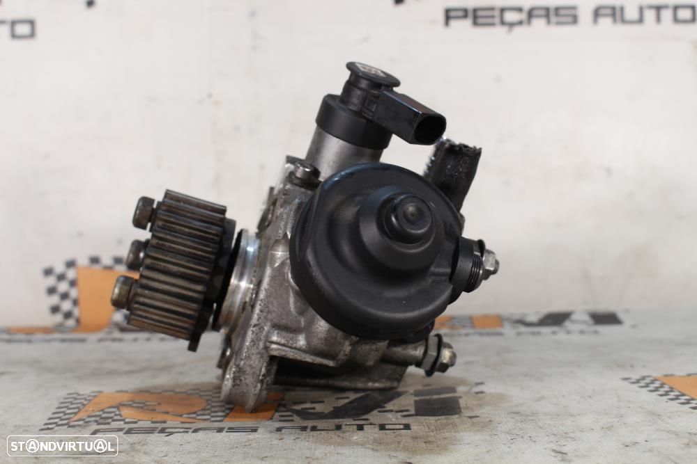 Bomba Injetora 2.0 TDI VAG - 03L130755L / 0445010526 - 4