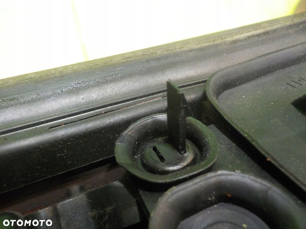 VOLVO V50 LIFT 2.0 D 09r blenda klapy tyl 30753026 - 14