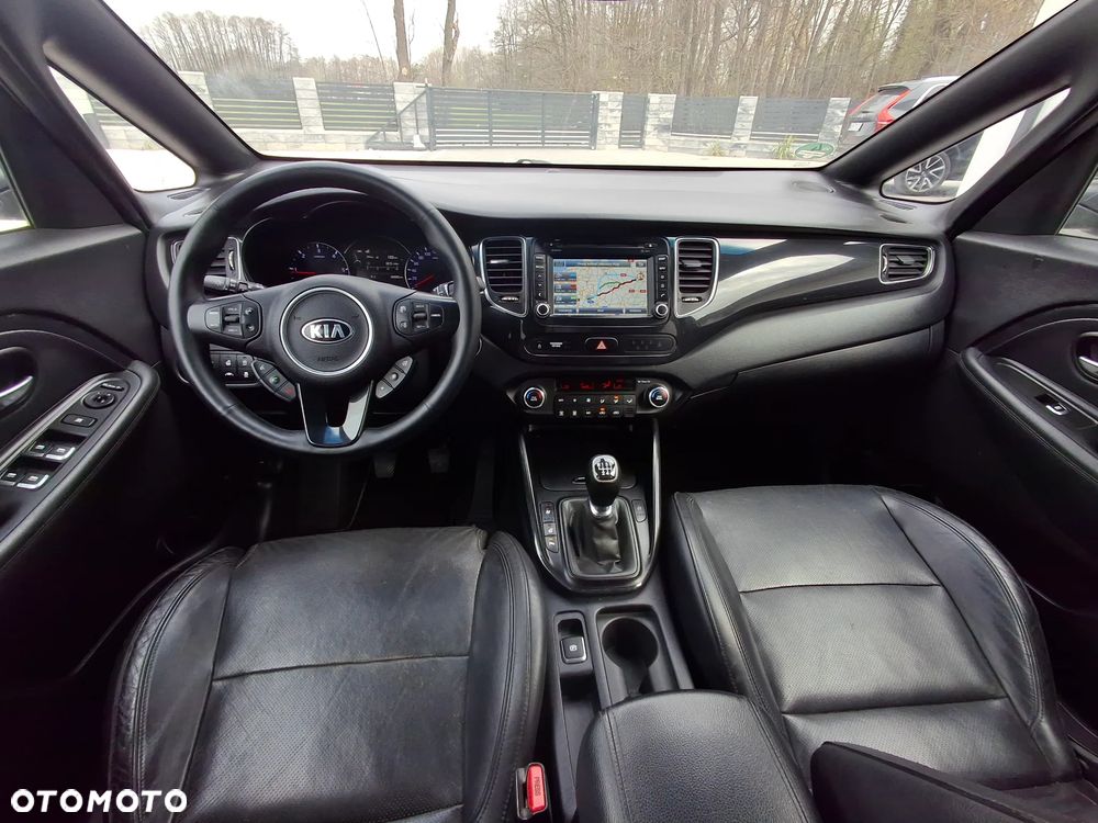 Kia Carens 1.7 CRDi Spirit - 11