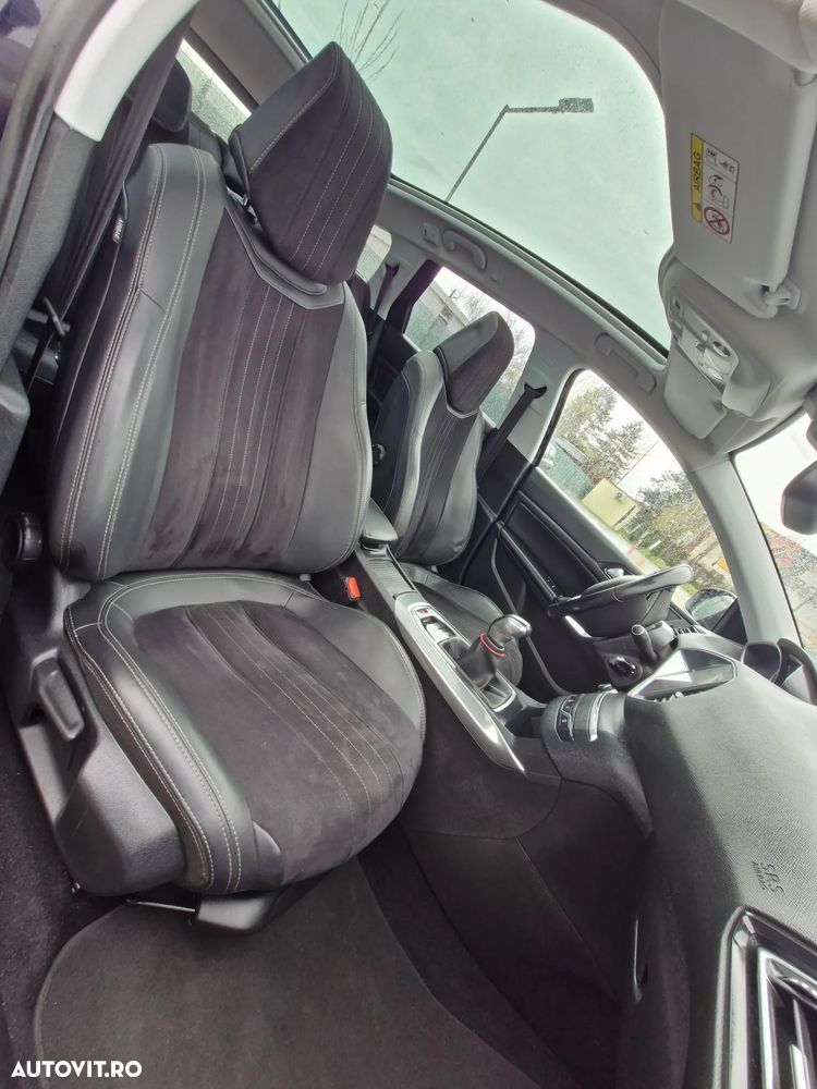 Peugeot 308 1.2 L PureTech Turbo Allure - 13