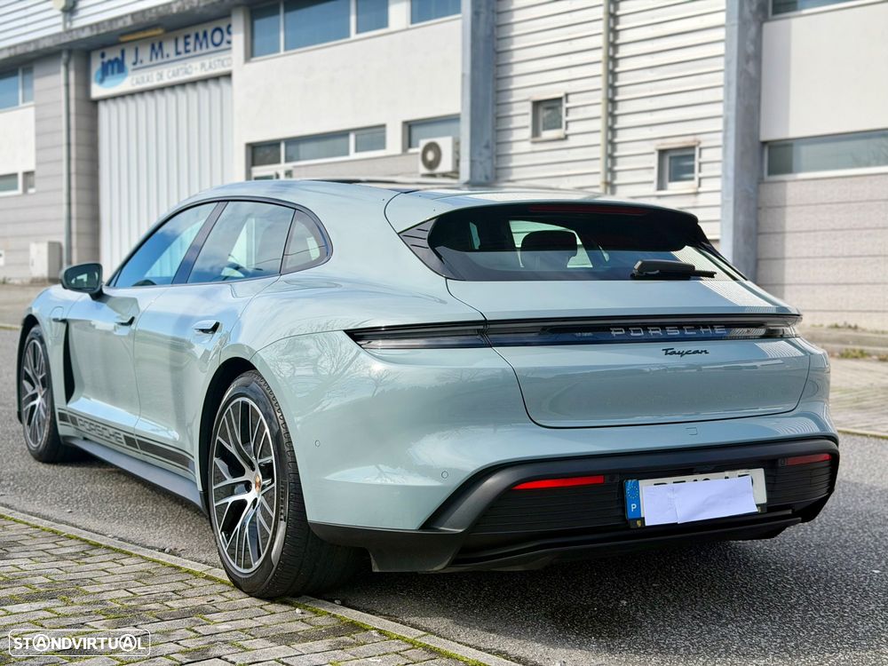 Porsche Taycan Sport Turismo bateria Performance Plus - 11