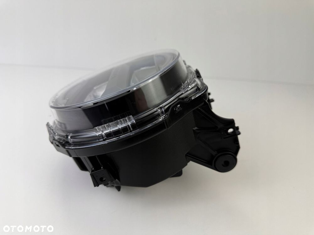 Przednia lampa reflektor Honda CB125R NEO CB300R CBF125 Wersja Europejska - 10