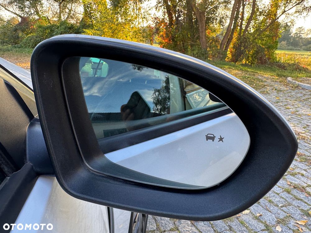 Opel Insignia - 27
