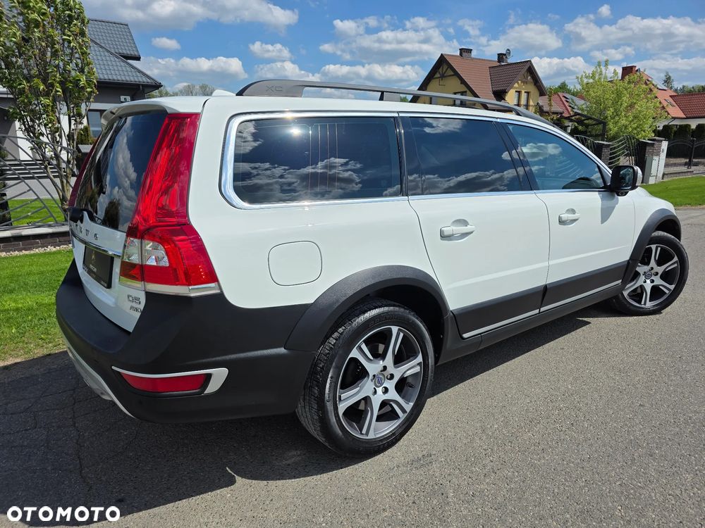Volvo XC 70 D5 AWD Summum - 6