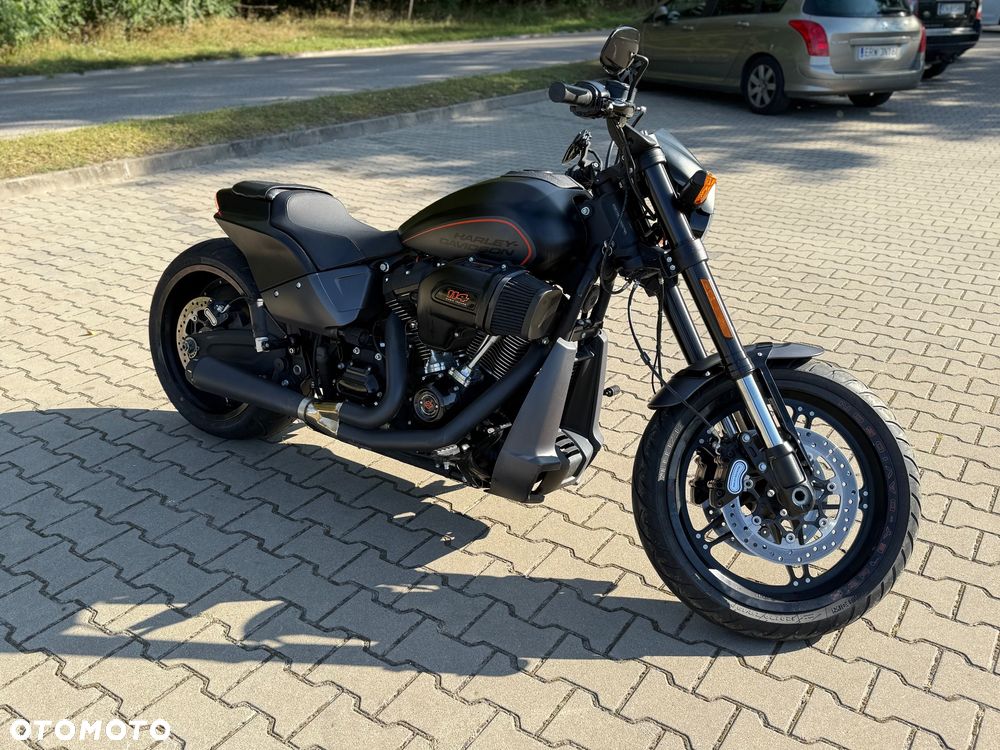 Harley-Davidson Softail FXDR - 4