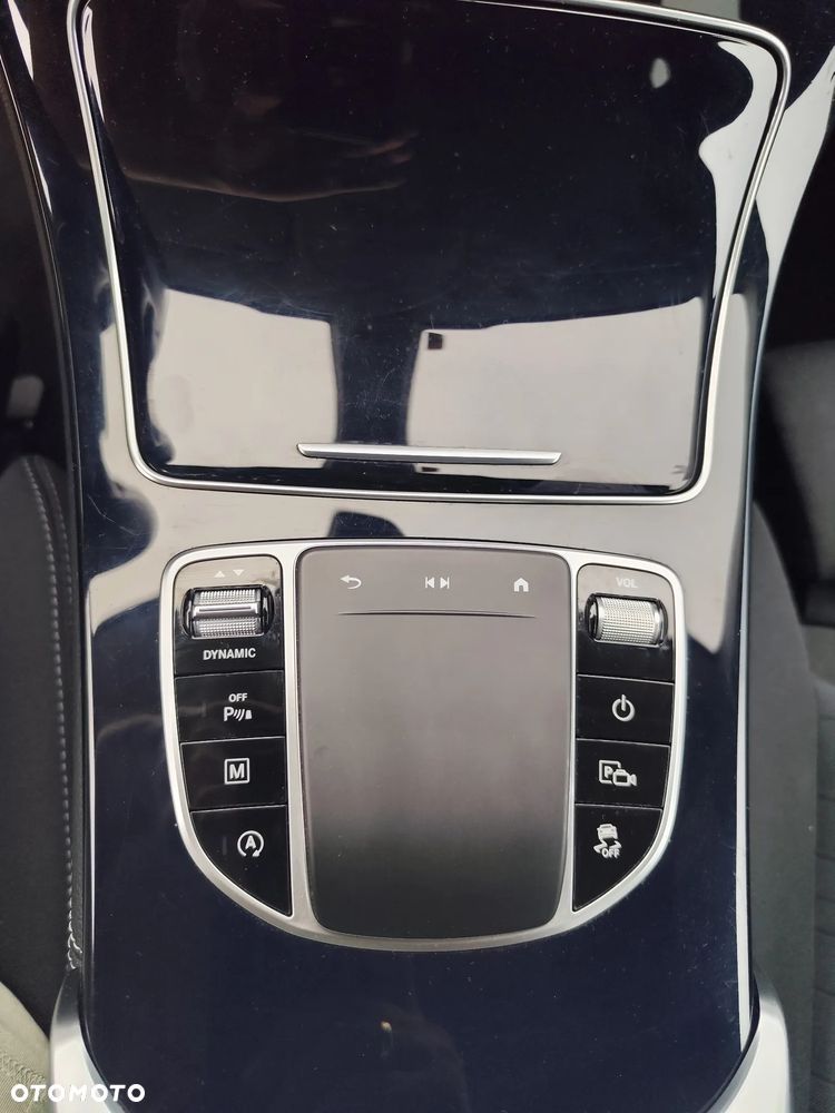 Mercedes-Benz GLC 200 d 4Matic 9G-TRONIC - 35