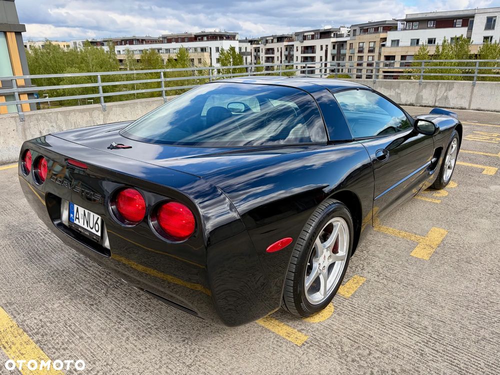 Chevrolet Corvette 5.7 - 10