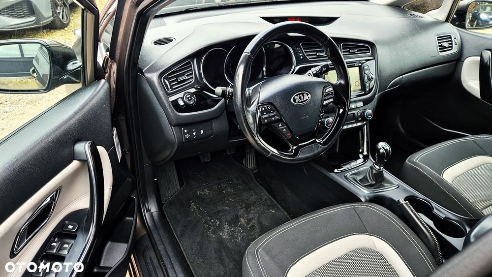 Kia Ceed 1.6 GDI XL - 29