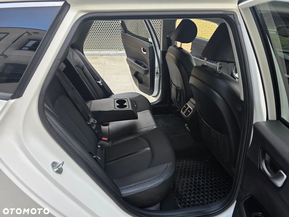 Kia Optima 1.6 T-GDI L DCT - 25