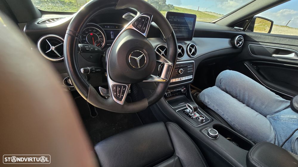 Mercedes-Benz CLA 45 AMG 4Matic Speedshift 7G-DCT Night Edition - 6