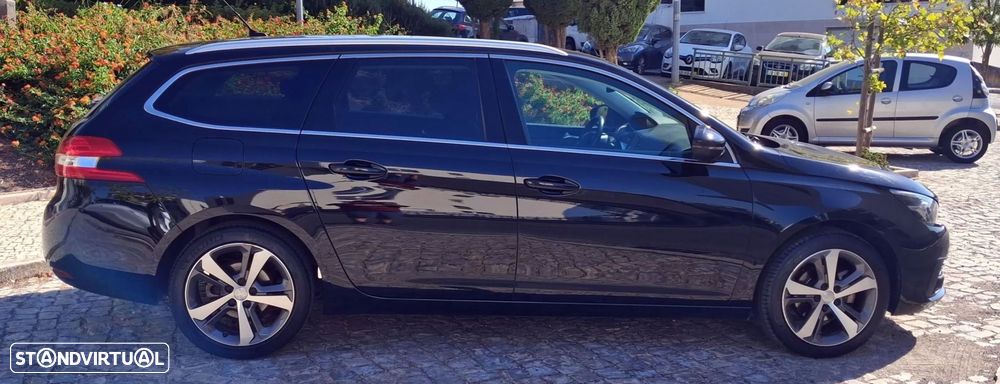 Peugeot 308 SW 1.2 PureTech Allure Pack - 8