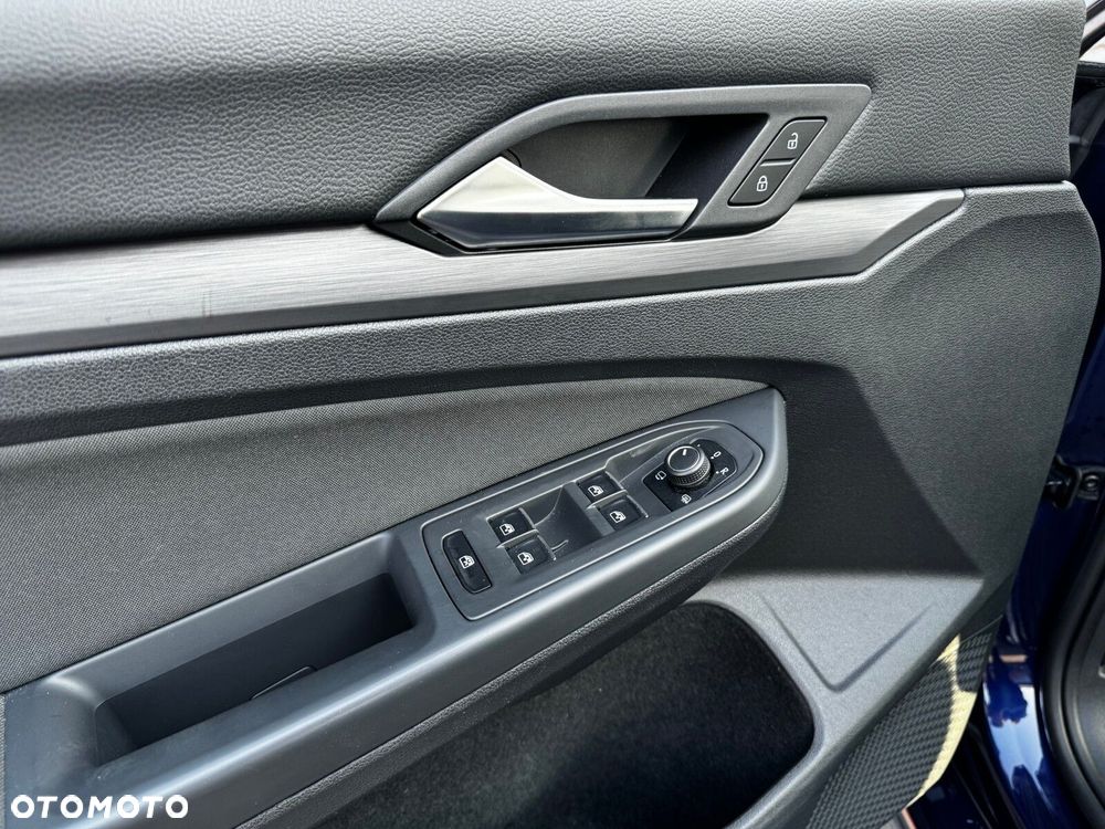 Volkswagen Golf Variant - 25