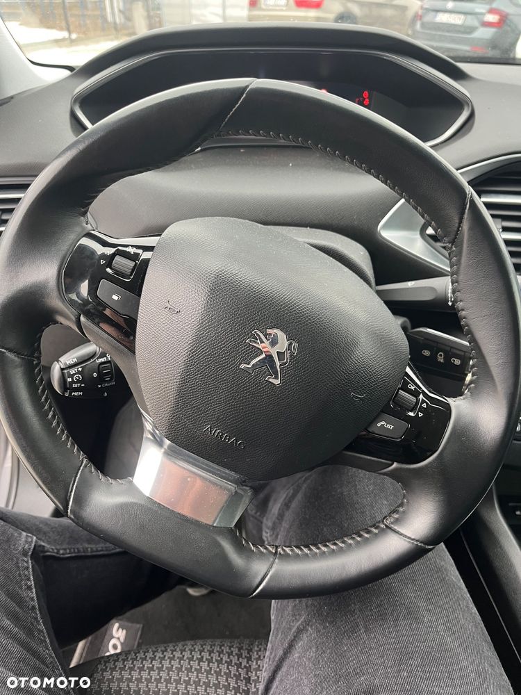 Peugeot 308 - 11